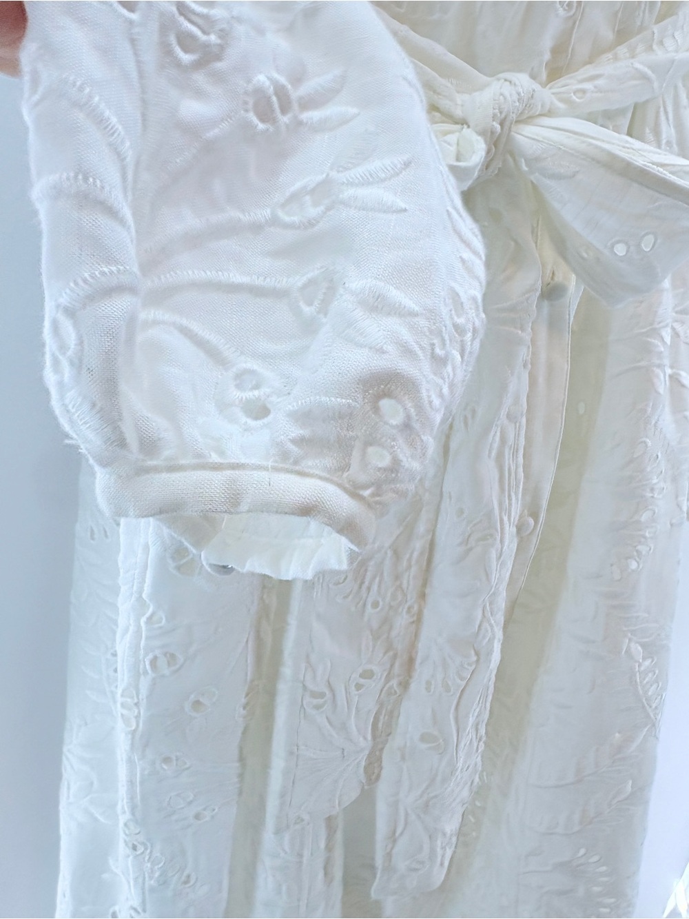 NEW Marie Oliver Ivory Oyster Eyelet Hannon Long Sleeve Maxi Dress Size 6 - Picture 5 of 12